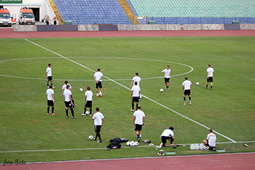<br />
V�eraj�nji trening na Nacionalnem stadionu